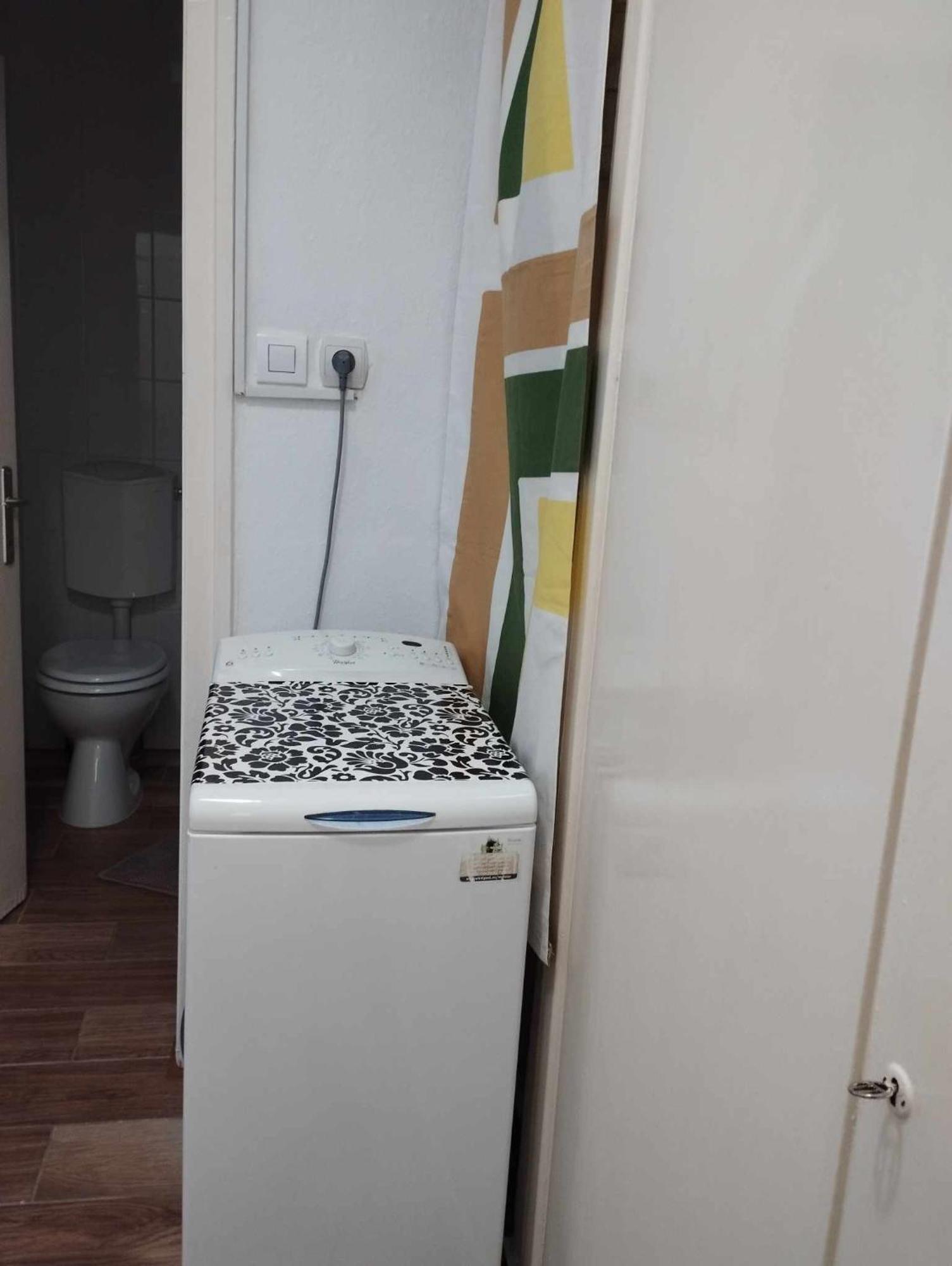 Apartamento Poetyi Flat Budapest Exterior foto